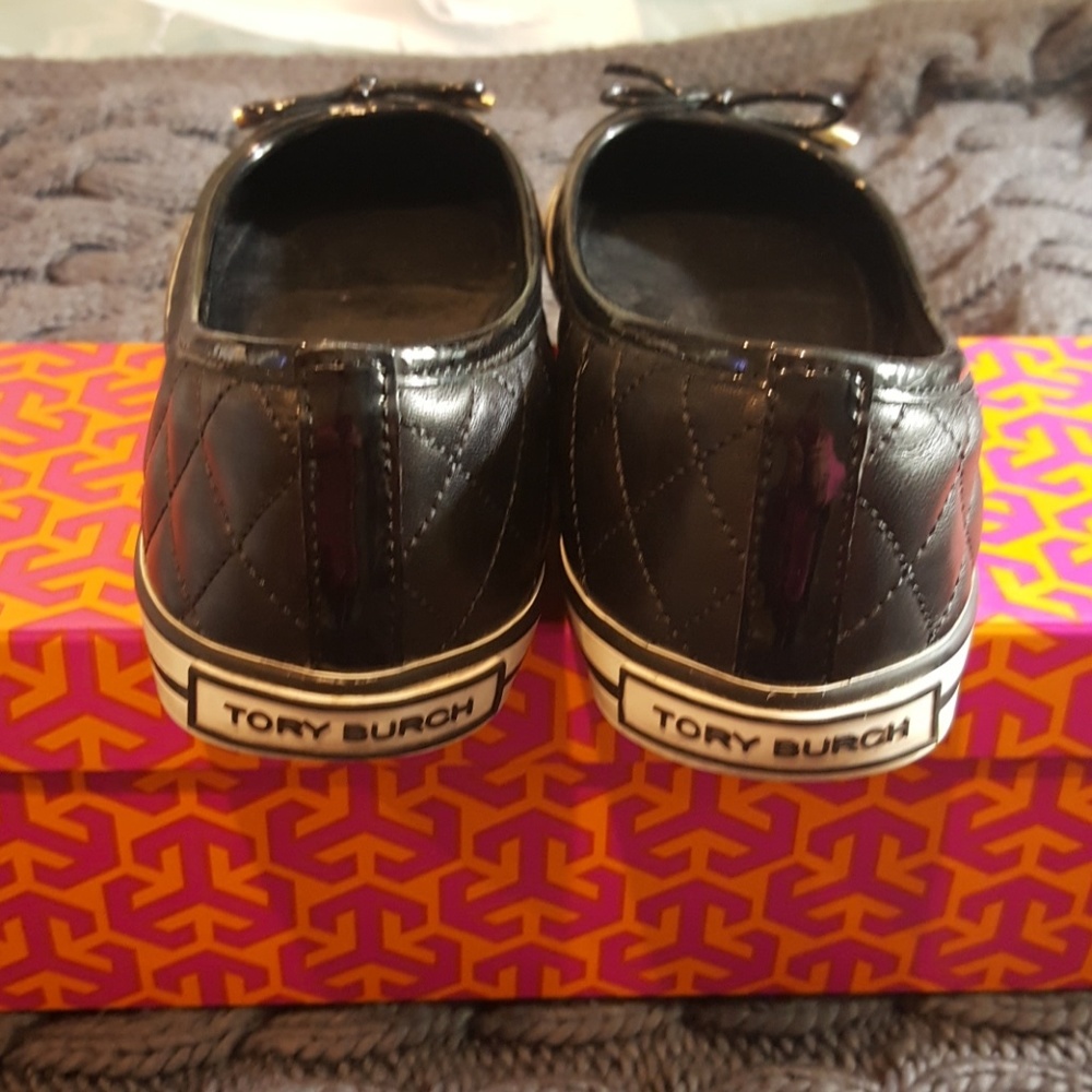 Shoes - Picture 3 of 4
